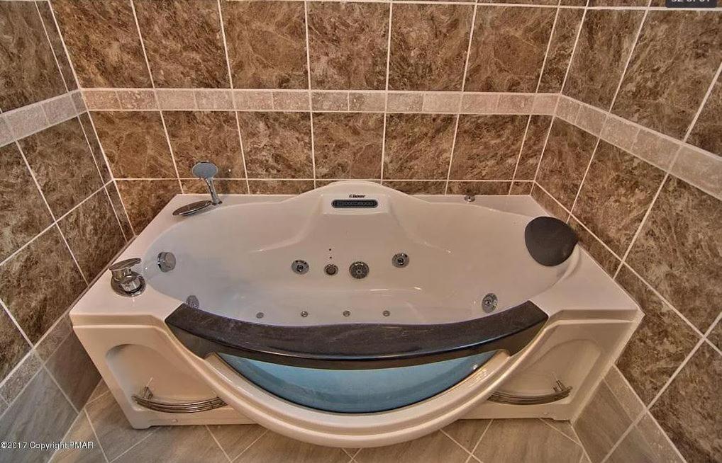 Lakehouse *Hottub*Jacuzzi*Firepit*Bbq*Pool Long Pond Zewnętrze zdjęcie